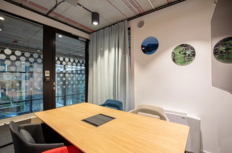 Sala konferencyjna Sala spotkań 8 w Mogilska 43 Cowork Kraków