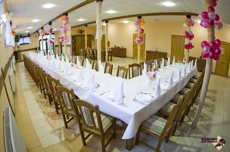 Sala konferencyjna Sala kolumnowa w Rancho Pod Olszyną Ciechocinek