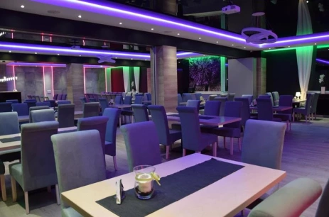 Sala konferencyjna Sala konferencyjna, możliwość podzielenia sali x3 w Restauracja MAFIA Międzyrzecz