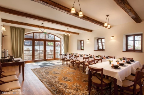 Sala konferencyjna Sala szkoleniowa 1 w Villa Greta Dobków