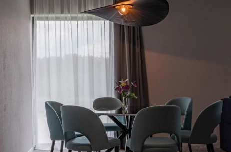 Sala konferencyjna Apartament 306 w Hotel Odpocznia Resort i Las Jaracz