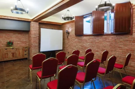 Sala konferencyjna Winiarnia w Hotel ***Kasztel Bochnia