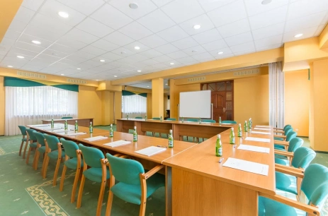 Sala konferencyjna Sala konferencyjna B w Ośrodek Wczasowo-Szkoleniowy Helena Kruklanki
