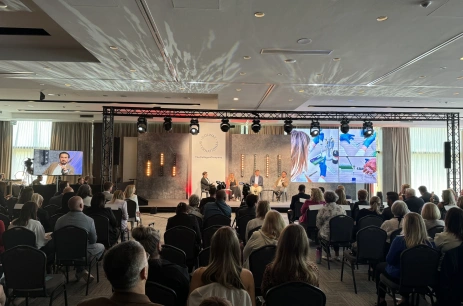 Sala konferencyjna BANKIETOWA w Hampton by Hilton Poznan Swarzedz | HUBO Centrum Konferencyjne Poznań
