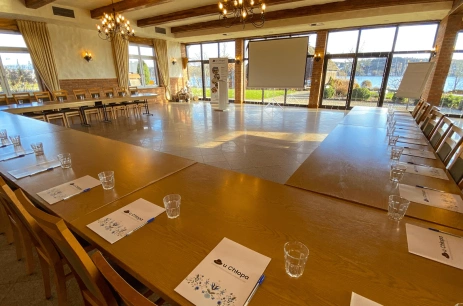 Sala konferencyjna Sala Widokowa w "U Chłopa" Kompleks Wypoczynkowo - Konferencyjny Chmielno