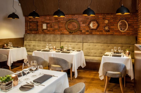Sala konferencyjna Sale Restauracyjne w Art Restauracja Kraków