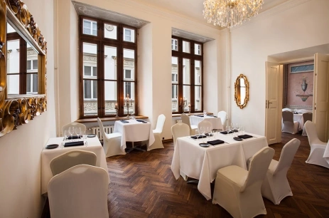 Sala konferencyjna Sale Restauracyjne w Art Restauracja Kraków