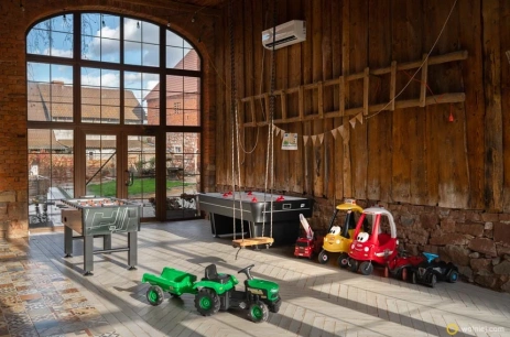 Sala konferencyjna Stodoła w Kowalowe Wzgórze Kamieniec