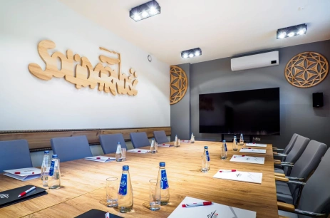 Sala konferencyjna Sala Konferencyjna II w Willa Sienkiewiczówka Zakopane