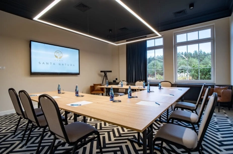 Sala konferencyjna Sala Pinto w Santa Natura Resort&SPA Nowa Wieś