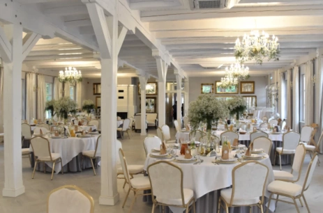 Sala konferencyjna Drewniany Dwór w Dwór pod Kasztanowcami Warszawa