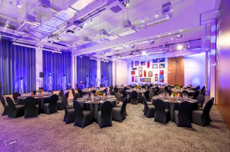 Sala konferencyjna Sala Harmonii w Arche Nałęczów dawne Sanatorium Milicyjne Nałęczów