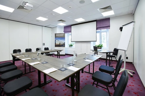 Sala konferencyjna Sala Generalska w Koszary Arche Hotel Góra Kalwaria