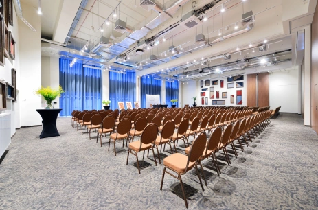 Sala konferencyjna Sala Harmonii 2 w Arche Nałęczów dawne Sanatorium Milicyjne Nałęczów