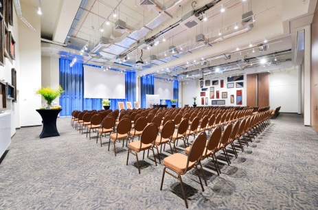 Sala konferencyjna Sala Harmonii 3 w Arche Nałęczów dawne Sanatorium Milicyjne Nałęczów