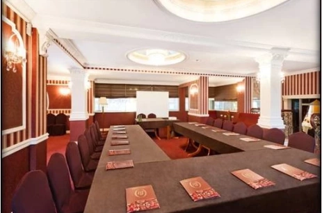 Sala konferencyjna Rubinowa w Jasek Premium Hotel Wrocław Wrocław