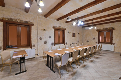 Sala konferencyjna Sala pod Kogutkiem w Rancho Pod Bocianem Warszawa