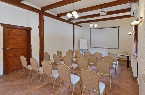 Sala konferencyjna Sala Modrzewiowa w Rancho Pod Bocianem Warszawa