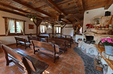 Sala konferencyjna Stara Izba w Rancho Pod Bocianem Warszawa