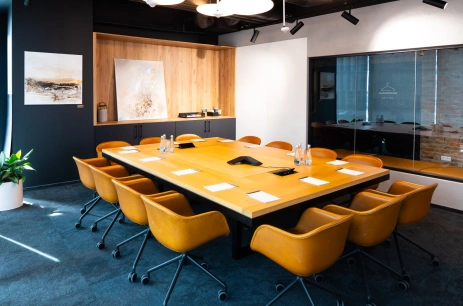 Sala konferencyjna Strategy Room w Chmielna 73 Warszawa