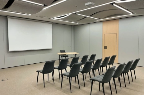 Sala konferencyjna Sala Alfa w Hotel Robert's Port **** Lake Resort & SPA Mikołajki