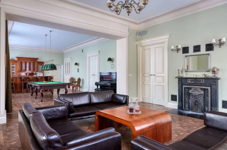 Sala konferencyjna SALA KOMINKOWA w Pałac Wieniawskich Glamping Warszawa