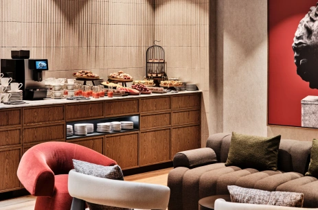 Sala konferencyjna Foyer w Radisson RED Hotel & Radisson RED Apartments, Kraków Kraków