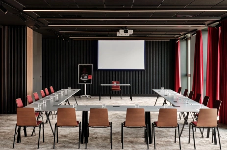 Sala konferencyjna Kraków 2+3 w Radisson RED Hotel & Radisson RED Apartments, Kraków Kraków