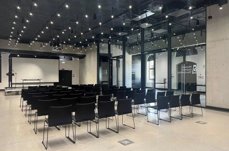 Sala konferencyjna Przestrzeń konferencyjna z Foyer (Sala A) w Muzeum Gazowni Warszawskiej Warszawa