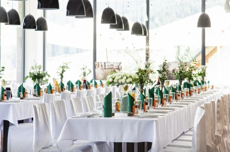 Sala konferencyjna Restauracja Panorama z Tarasem w Czarna Góra Resort Sienna