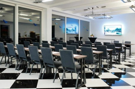 Sala konferencyjna Sala Konferencyjna ,,CzarnoBiała'' w Enklawa Białowieska Forest&Spa Białystok