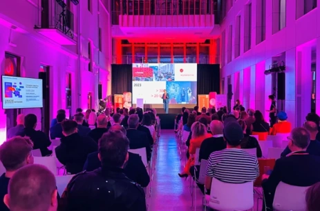 Sala konferencyjna Dziedziniec w Centrum Kreatywności Targowa Warszawa