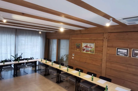 Sala konferencyjna Chillout Room w Chaber Apartamenty Swornegacie