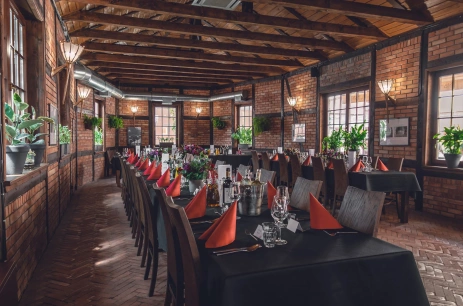 Sala konferencyjna Restauracja Tramwajowa w Stara Zajezdnia Kraków by DeSilva Kraków