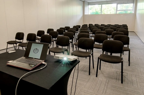 Sala konferencyjna Zamkowa w Falenty Biznes i Wypoczynek Warszawa