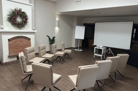 Sala konferencyjna Klubowa w Falenty Biznes i Wypoczynek Warszawa