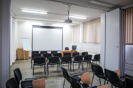 Sala konferencyjna Sala Wykładowa/Aula w Akademia Humanistyczno Ekonomiczna w Łodzi filia w Warszawie Warszawa