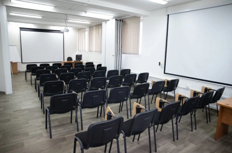 Sala konferencyjna Sala Wykładowa/Aula w Akademia Humanistyczno Ekonomiczna w Łodzi filia w Warszawie Warszawa