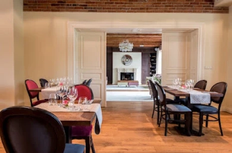 Sala konferencyjna Sala kominkowa z wyjściem na taras w Pałac Warlity Olsztynek