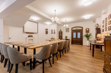 Sala konferencyjna Zegarowa w Dwór Konstancin *** Konstancin - Jeziorna
