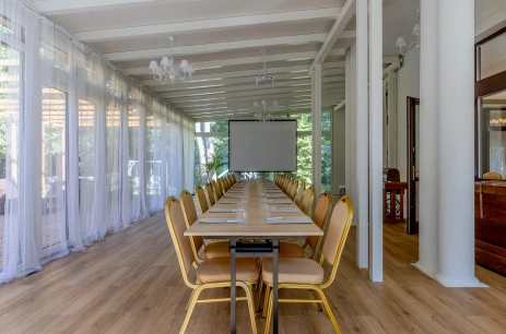 Sala konferencyjna Tarasowa w Dwór Konstancin *** Konstancin - Jeziorna