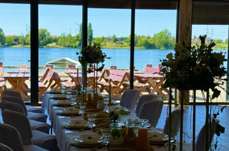 Sala konferencyjna Sala JEZIORO w Ośrodek Szkoleniowo-Wypoczynkowy Delfin Konin