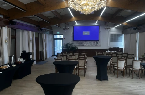Sala konferencyjna Oranżeria nad Stawem w Pałac Mortęgi Hotel & SPA Lubawa