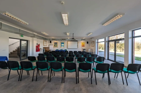 Sala konferencyjna Galeria w Fundacja Pomocy Wzajemnej „Barka” Poznań