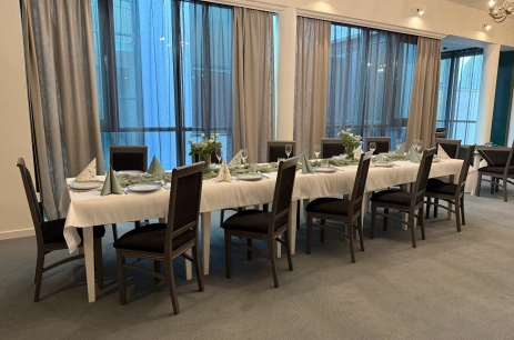 Sala konferencyjna Sala filmowa w Restauracja FaBuKo i Aparthotel Etna Kołobrzeg