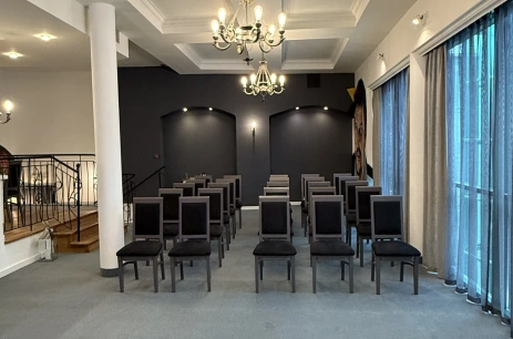 Sala konferencyjna Sala filmowa w Restauracja FaBuKo i Aparthotel Etna Kołobrzeg