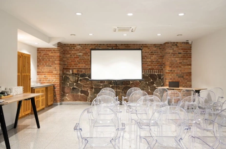 Sala konferencyjna Gorzelnia w Ostoja Chobienice Siedlec