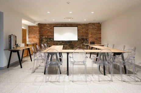 Sala konferencyjna Gorzelnia w Ostoja Chobienice Siedlec