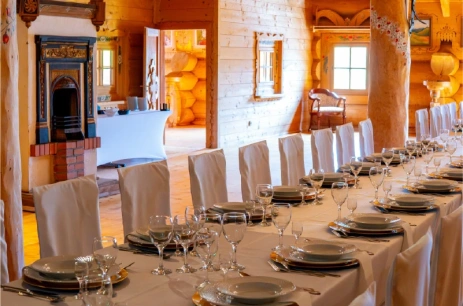 Sala konferencyjna Chatka w Hotel Górski Wolbórz