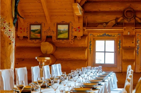 Sala konferencyjna Chatka w Hotel Górski Wolbórz